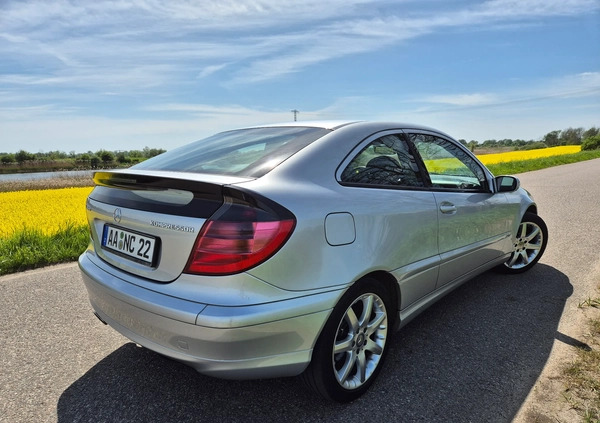 Mercedes-Benz Klasa C cena 12900 przebieg: 261500, rok produkcji 2003 z Kolbuszowa małe 254